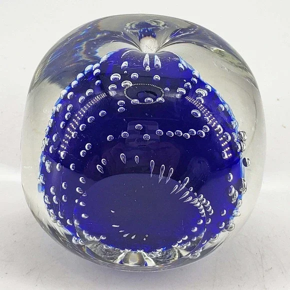 Blue Pinched Sides Studio art Glass Paperweight controlled Bubbles Smooth pontil - Picture 3 of 3